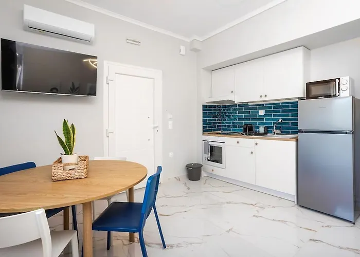 Adorable Modern 3 Peraía