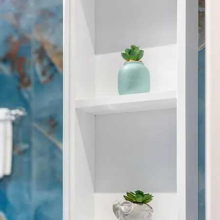 Adorable Modern 3 شقة